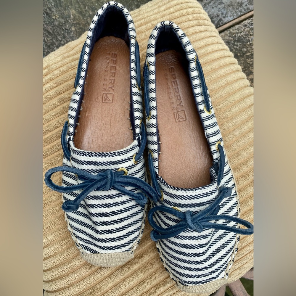 Sperry Navy and Cream Espadrilles with Jute Sole - Picture 5 of 9